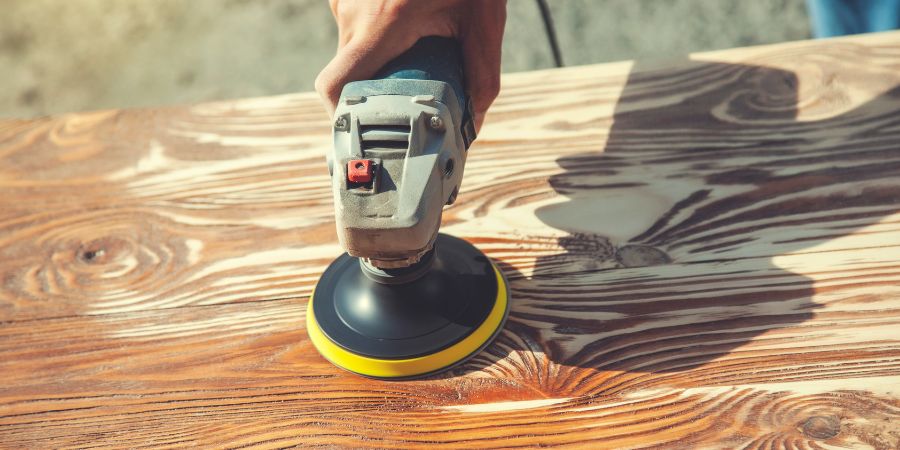 Wie kann man eine Küchenarbeitsplatte aus Holz renovieren? - Vorbereitung der Arbeitsplatte