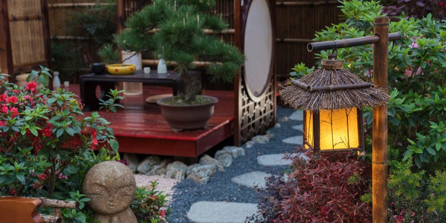 Was sind die wichtigsten Elemente des japanischen Gartens?